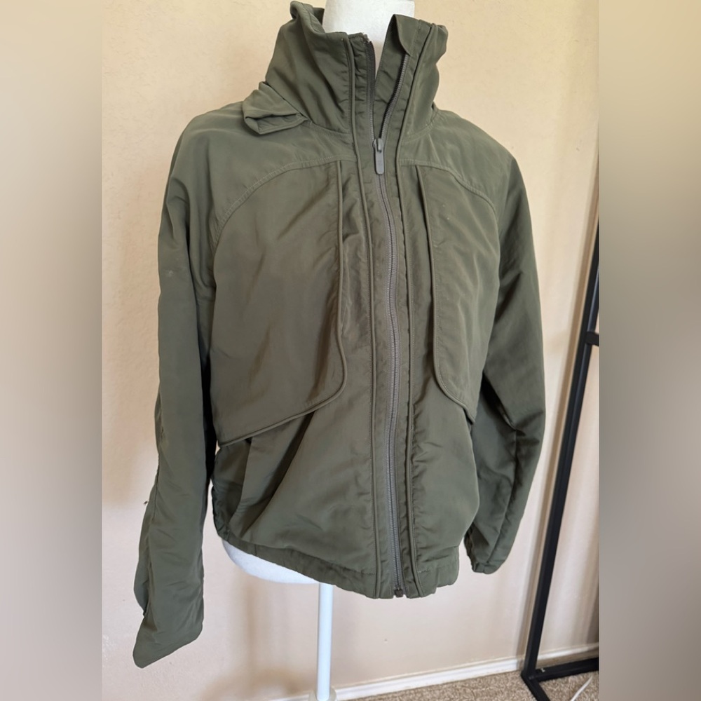 Lulumemon jacket